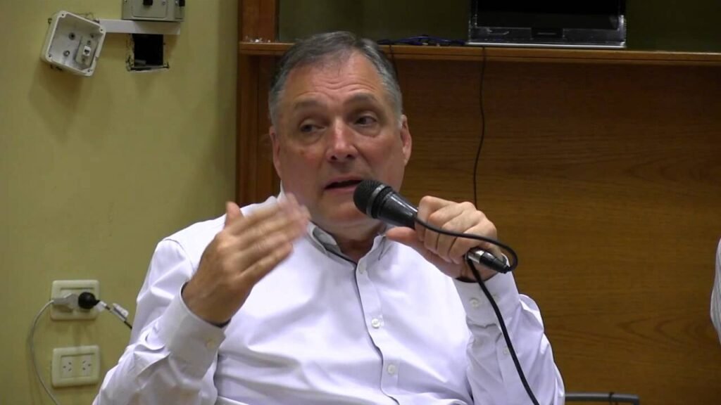 Washington Uranga dijo que la visita del Papa tendrá impacto político.